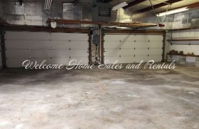 311 w 9th St Warehouse A - 1 photos photos