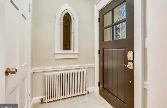1544 44TH STREET NW Gallery 2