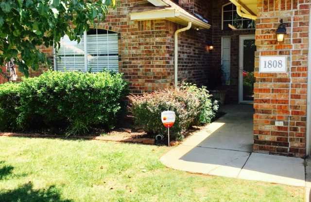 Wonderful Edmond Rental Home in Copper Creek photos photos