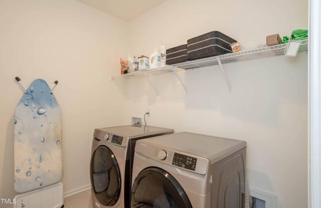 401 Kephart Way photos photos