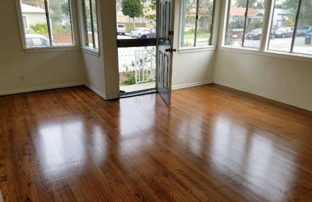 3349 Caroline Ave - 3349 Caroline Avenue, Culver City, CA 90232