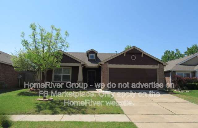 2105 E Concord St photos photos