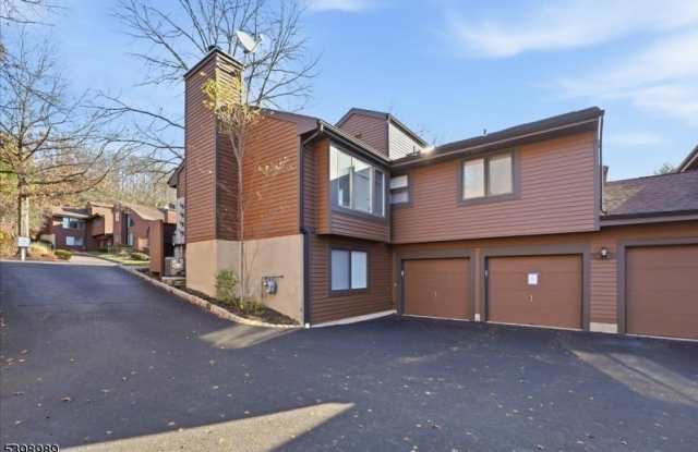 65 Aspen Dr - 65 Aspen Drive, Basking Ridge, NJ 07920