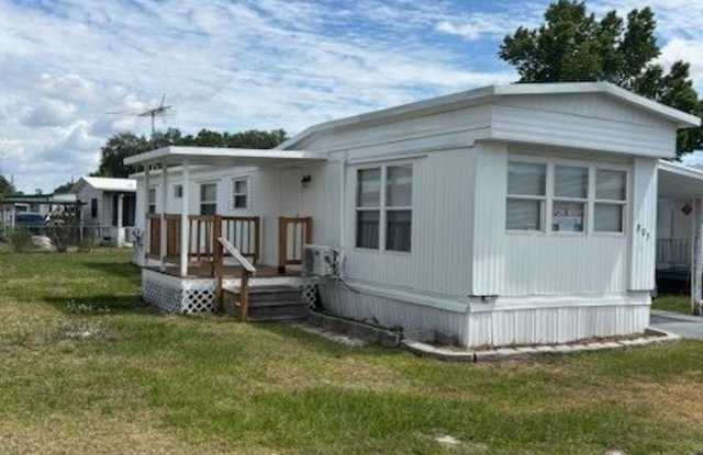 805 East Live Oak Street photos photos