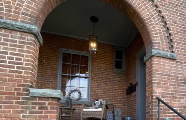 121 W CORK STREET - 121 West Cork Street, Winchester, VA 22601