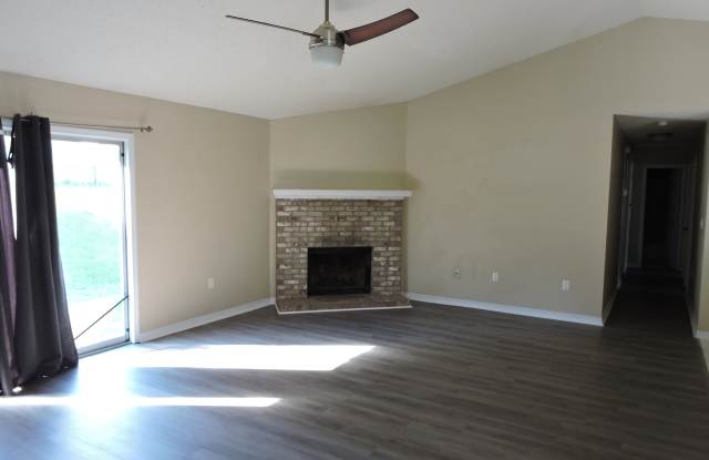 148 Nicole Ln Gallery 4