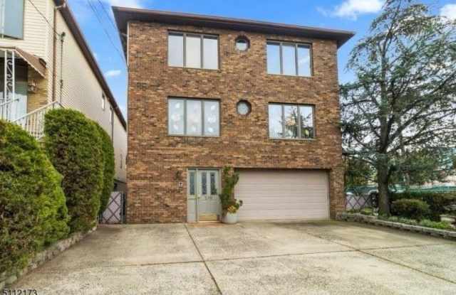 516 AVENUE A photos photos