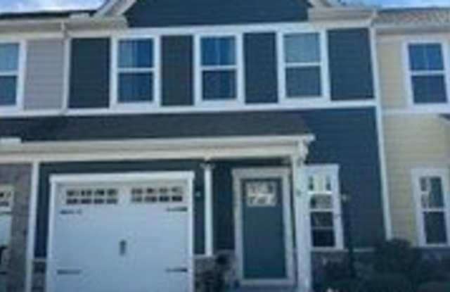 529 Bright Red Run photos photos