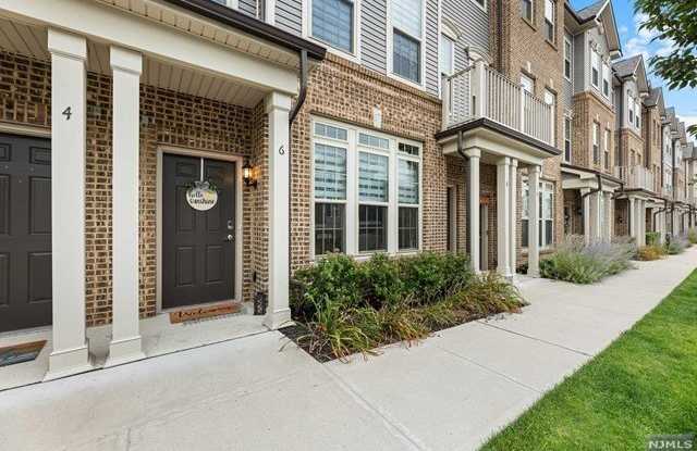 6  Leahy Drive - 6 Leahy Drive, Wood-Ridge, NJ 07075