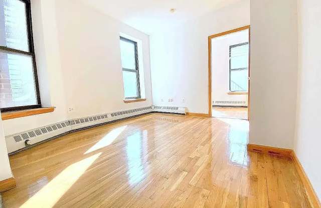 316 W 47th St Apt 3RE Gallery 3