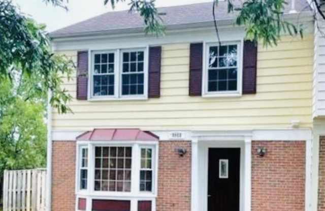 8955 MCDOWELL COMN - 8955 McDowell Common, Manassas, VA 20110
