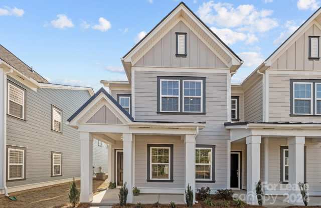 4005 Crooked Spruce Court photos photos
