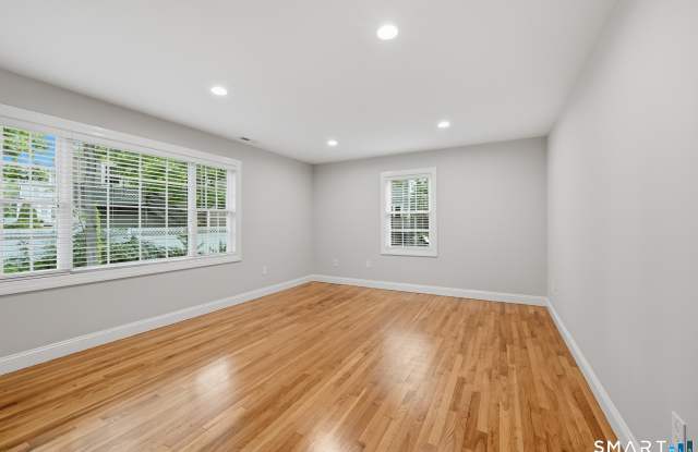 66 Jefferson Avenue Gallery 3