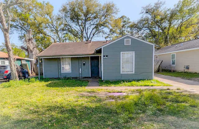 House For Rent 378 Garland Ave, Beaumont, TX 77705 Gallery 1