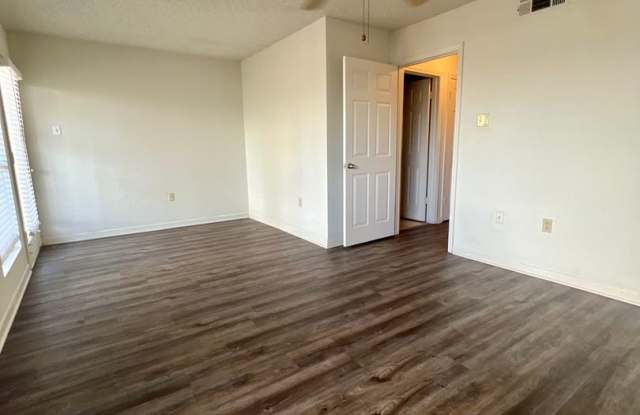 Spacious 1 Bedroom photos photos
