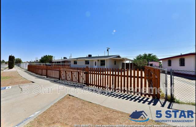 10324 Newport Drive !! photos photos