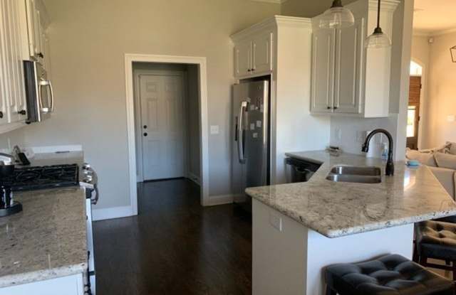 257 Falls Crossing Gallery 2