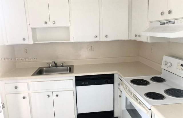 1595 NE 135th St photos photos 1595 NE 135th St photos photos