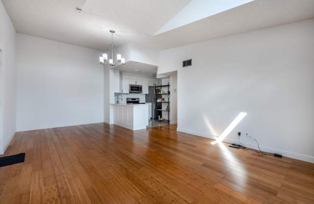 629 Sea Pine Way - 1 Gallery 4