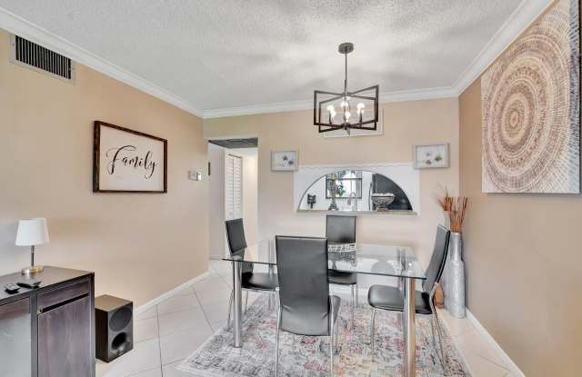 7101 Golf Colony Court Gallery 3