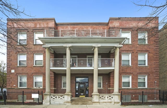 4556 S Prairie Ave - 4556 South Prairie Avenue, Chicago, IL 60653