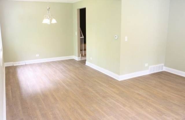1117 Ogden Avenue Gallery 3