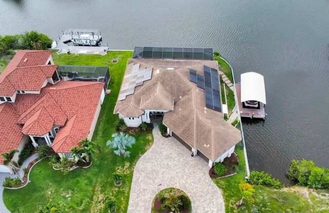 3227 Embers Parkway W photos photos