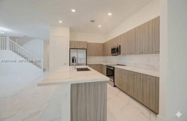 17552 SW 46th Street 1, Miramar, FL 33029 - 2787 photos photos