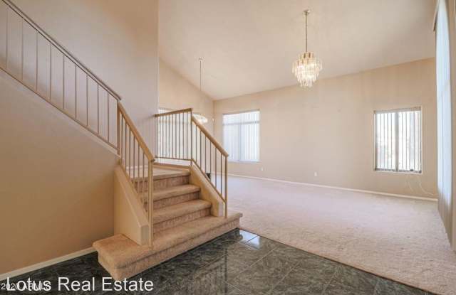 4661 E Lavender Ln. Gallery 3