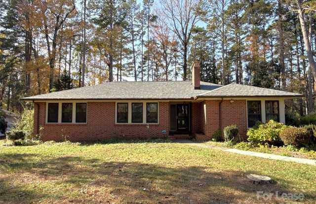 2023 Robin Road photos photos