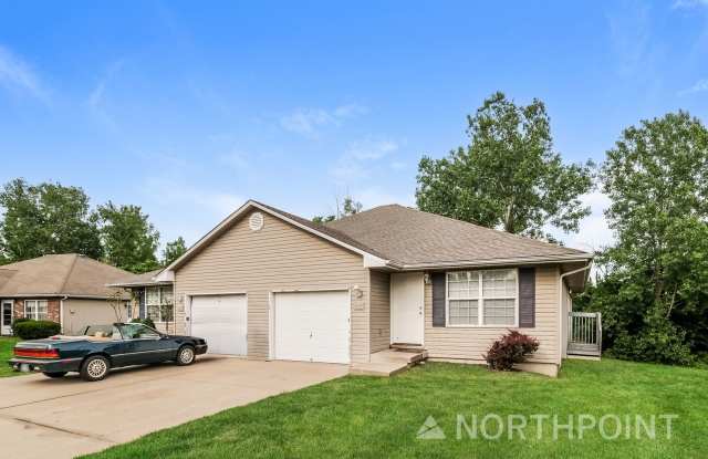 3 BR/2BA | Newly Renovated Single Family Home | 1-Car Covered Parking | Cozy Fireplace! photos photos