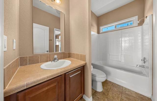 30 Winchester Canyon Rd Spc 44 photos photos