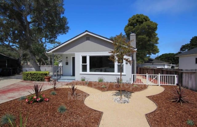 12 Lilac Street photos photos