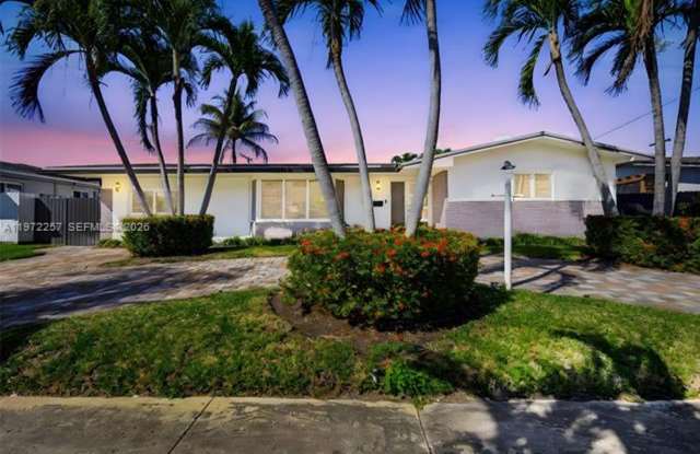 1871 NE 186th St NORTH MIAMI BEACH, FL 33179 photos photos