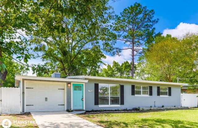7958 Lorient Drive Gallery 3