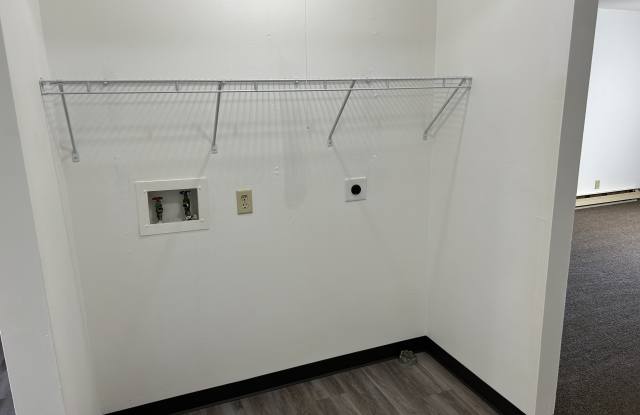 202 North Parkway Drive Gallery 4