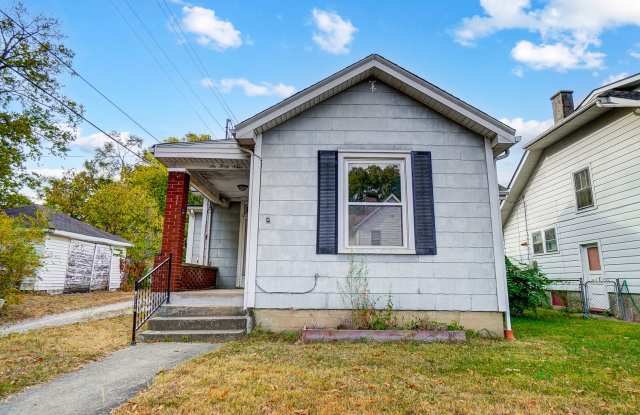 Two Bedroom, One Bathroom House in Hamilton - 649 Forest Avenue, Hamilton, OH 45015