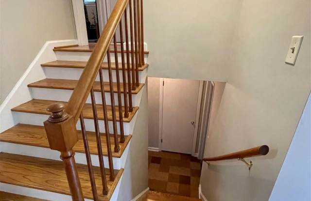 1522 Bradley Drive Gallery 4