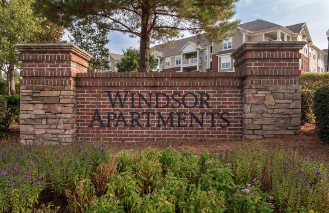 Windsor at Tryon Village Gallery 2
