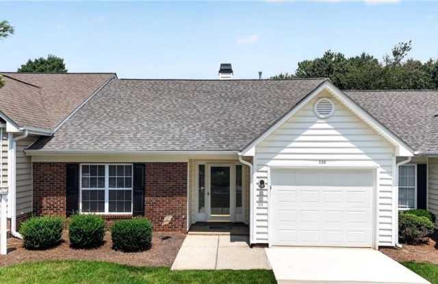 110 Mansfield Circle Gallery 1