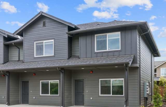Beautiful Spacious Two Bedroom Townhouse in the heart of Buckley photos photos