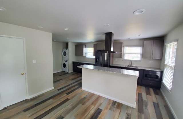 7415 Crane Place Gallery 3