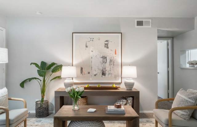 Sheridan Springs Apartments Gallery 3