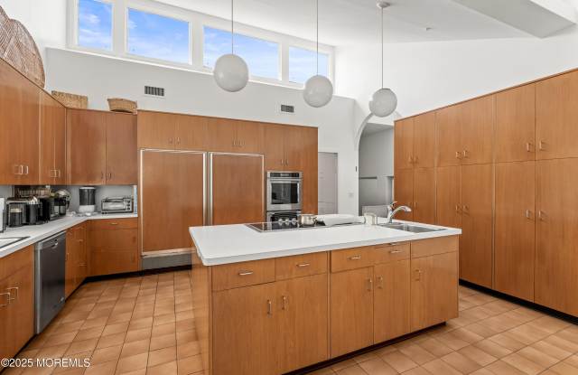 460 Runyan Avenue Gallery 4