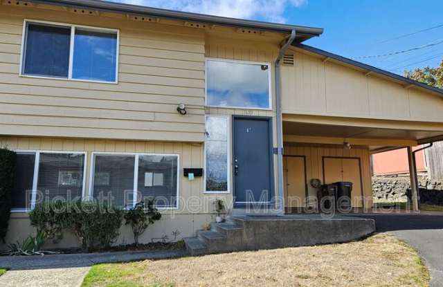 1621 Trenton Ave photos photos