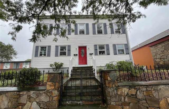 1104 S Broadway Avenue unit: 1 photos photos