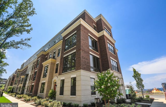 516 HARBORVIEW DR - 516 Harborview Dr, National Harbor, MD 20745