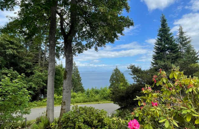 One Bedroom with A View in Port Ludlow - 101 Montgomery Court, Port Ludlow, WA 98365