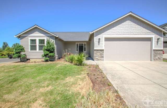 10800 NE 104th Circle - 10800 Northeast 104th Circle, Five Corners, WA 98662