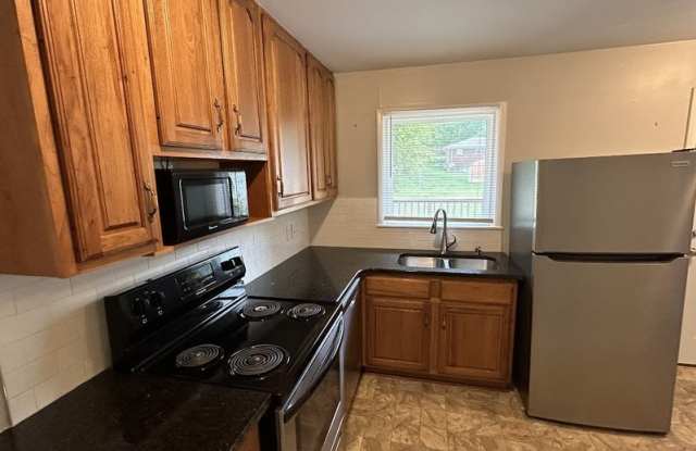 1928 Stevens Drive NE Gallery 2